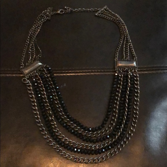 🛼Vintage Metal & Black Beaded Strand Necklace - Picture 3 of 7